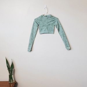 GYMSHARK Camo Seamless Long Sleeve Crop top XS